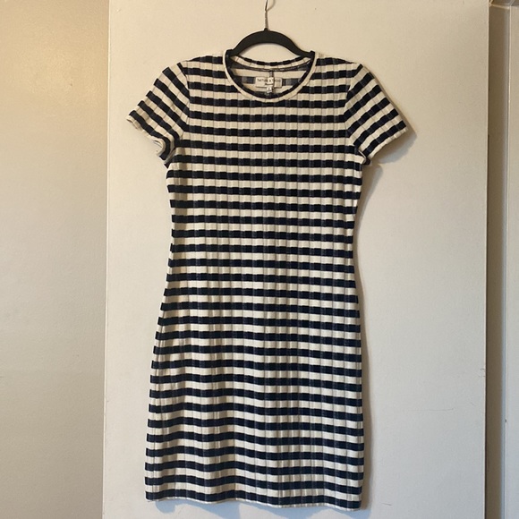 Madewell Texture & Thread Velvet Striped Tee Dress blue white - Picture 6 of 7